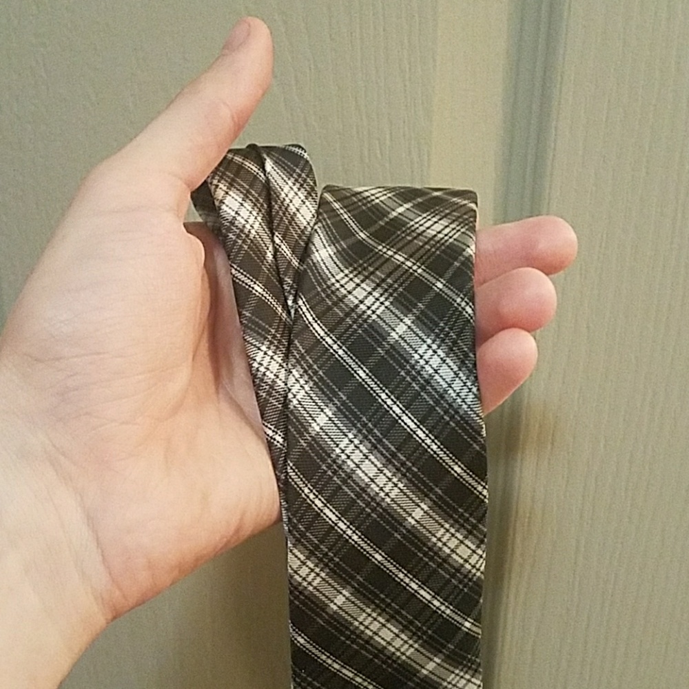 Plaid/check necktie